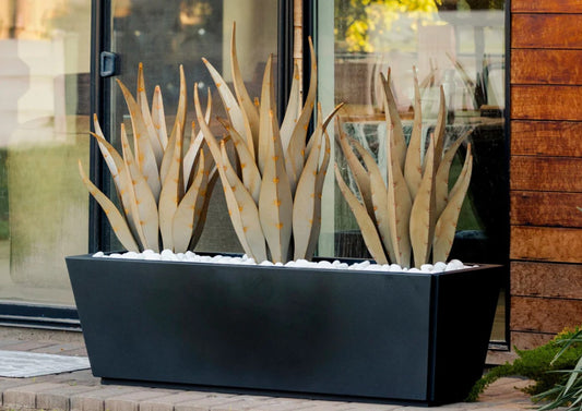 EMPEROR AGAVE PLANTER